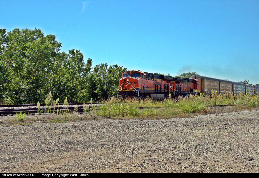 BNSF 8013